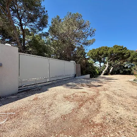 Eugenie - Piscine - Vue Sur La - Plages Villa